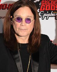 foto 14054 osbournes betalen 12 miljoen euro aan belasting5 Osbournes betalen 1,2 miljoen euro aan belasting   ShowbizNewz.nl